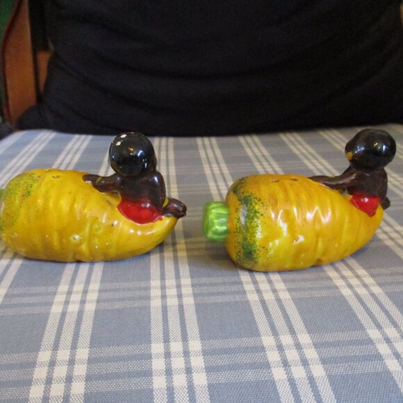 FINAL SALE! VTG Americana 2 boys by corn on the cob Salt & Pepper shakers - Picture 6 of 8
